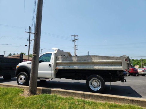 Used 2016 Ford F550 4x4 Regular Cab Super Duty image 8