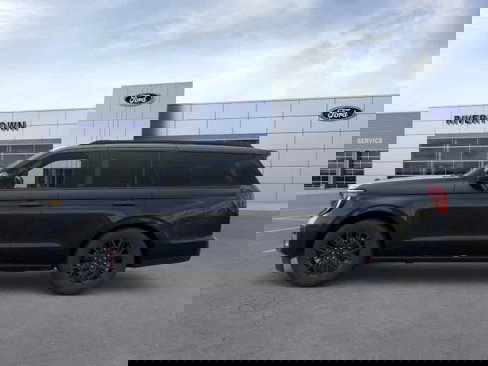 New 2025 Ford Expedition Platinum image 3