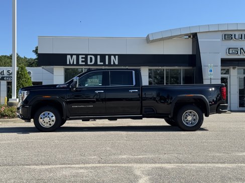 New 2025 GMC Sierra 3500 Denali w/ Denali Reserve Package image 4