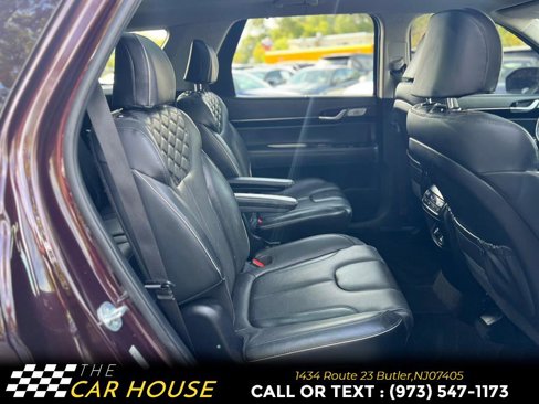 Used 2022 Hyundai Palisade Limited w/ Cargo Package image 19
