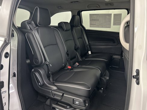 New 2026 Honda Odyssey Touring image 27