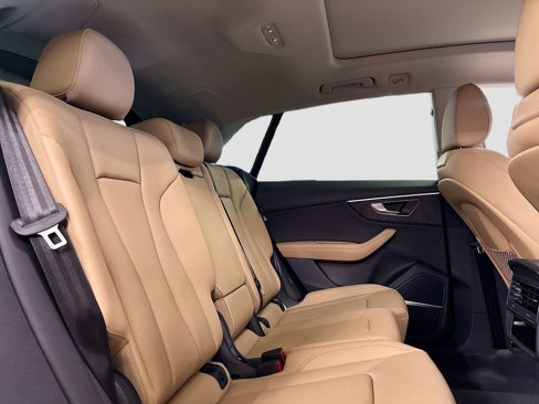 New 2025 Audi Q8 Premium Plus image 15