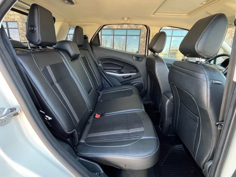 Used 2020 Ford EcoSport SES image 16