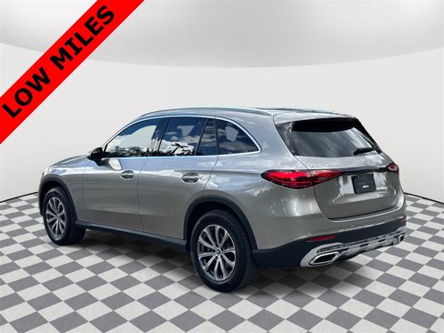 Used 2024 Mercedes-Benz GLC 300 image 3