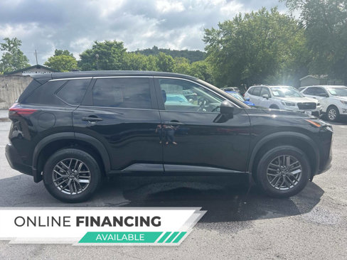 Used 2023 Nissan Rogue S image 1