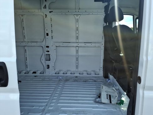 Used 2025 RAM ProMaster 2500 w/ Convenience Group image 9