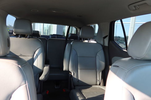 Used 2018 Chevrolet Traverse Premier image 15