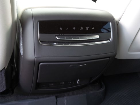 Used 2025 Cadillac Escalade Sport Platinum image 41