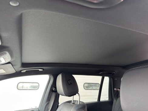 Used 2024 Mercedes-Benz GLS 450 4MATIC image 12