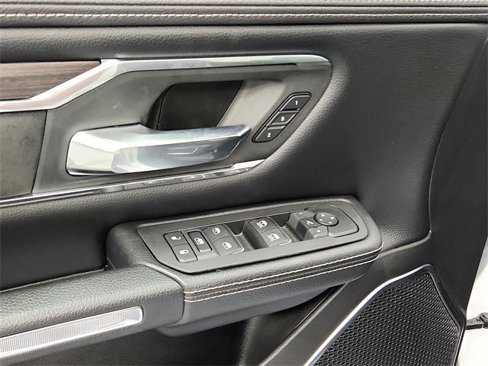 Used 2025 RAM 1500 Laramie image 28