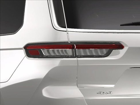 New 2025 Jeep Grand Cherokee L Overland image 12