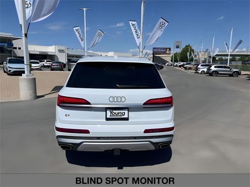 New 2025 Audi Q7 3.0T Prestige image 6