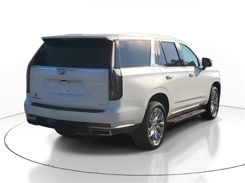 Used 2023 Cadillac Escalade Premium Luxury w/ LPO, Radiant Package image 4