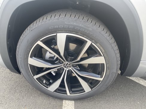 New 2026 Volkswagen Atlas SEL Premium R-Line image 11