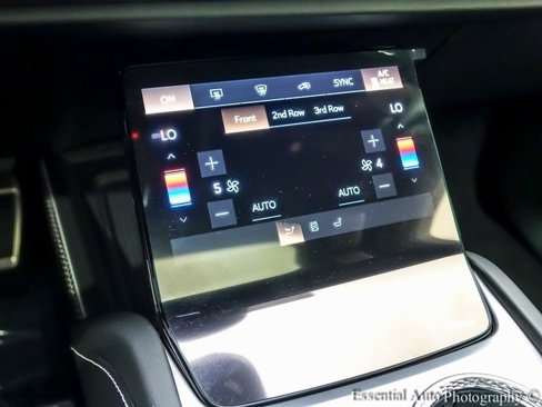 New 2026 Cadillac Vistiq Sport w/ LPO, Floor Liner Package image 20