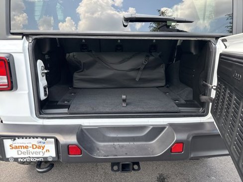 Used 2024 Jeep Wrangler Willys image 31