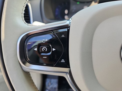 Certified 2024 Volvo XC90 B6 Plus w/ Protection Package Premier image 19