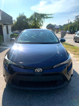 Used 2021 Toyota Corolla LE w/ LE Convenience Package image 2
