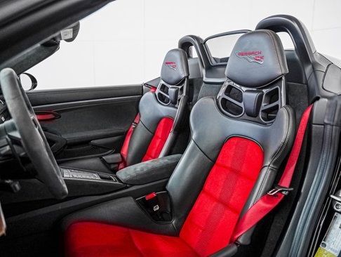 Certified 2025 Porsche 718 Boxster Spyder RS image 5