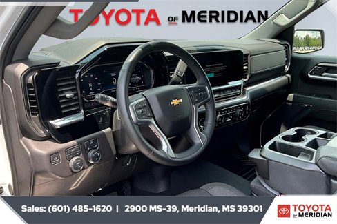 Used 2024 Chevrolet Silverado 1500 LT image 12
