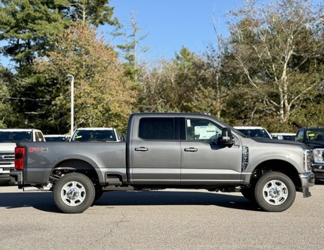 New 2026 Ford F350 XLT image 3