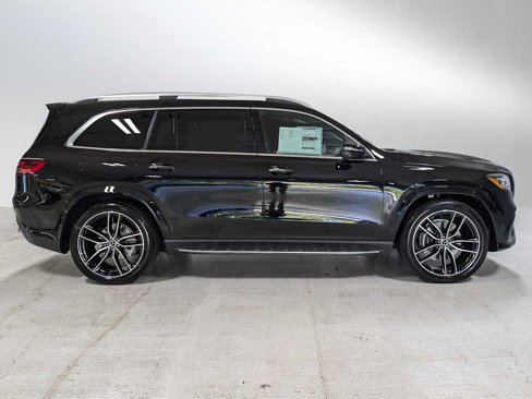 New 2026 Mercedes-Benz GLS 580 4MATIC image 2