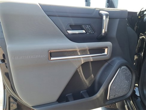 New 2025 GMC Hummer EV 2X w/ Extreme Off-Road Package image 10