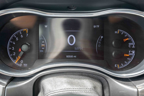 Used 2018 Jeep Grand Cherokee Laredo image 12