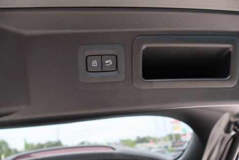 Certified 2025 MAZDA CX-50 AWD 2.5 S w/ Accent Package image 24