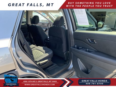 Used 2024 Nissan Pathfinder SV image 28