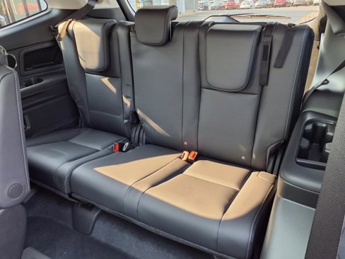 New 2025 Subaru Ascent Touring image 9