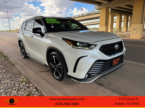 Used 2021 Toyota Highlander XSE image 1