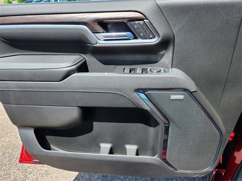 New 2025 GMC Sierra 2500 SLT w/ SLT Premium Package image 6
