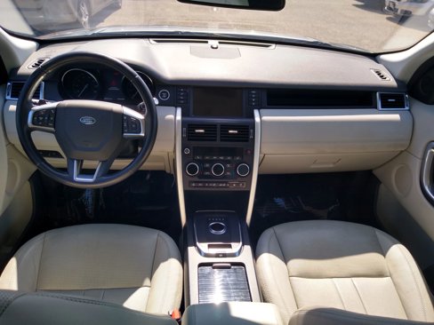 Used 2019 Land Rover Discovery Sport HSE image 16