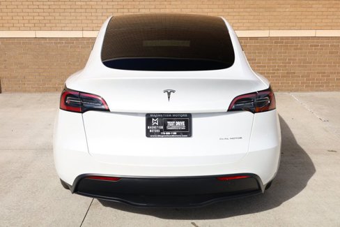 Used 2023 Tesla Model Y Long Range image 9
