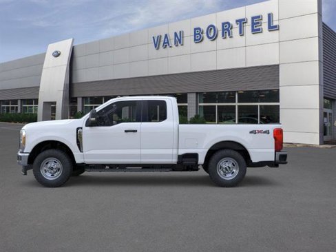 New 2026 Ford F250 XL image 3