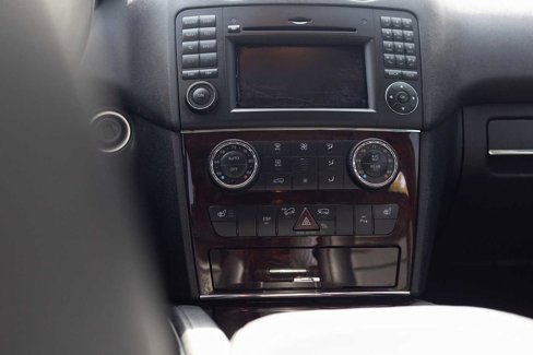Used 2010 Mercedes-Benz ML 350 4MATIC image 17