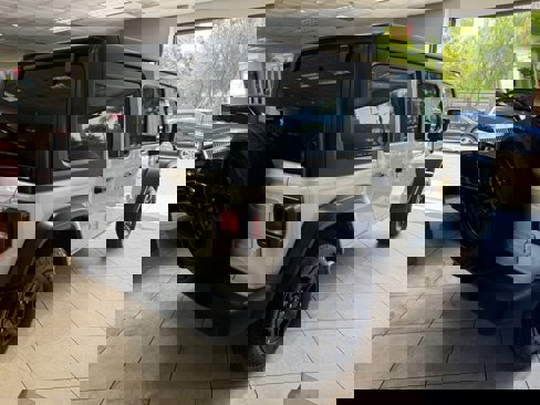 Used 2019 Jeep Wrangler Unlimited Sport image 11