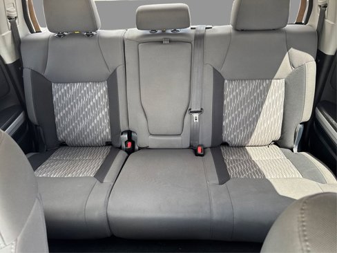 Used 2018 Toyota Tundra SR5 w/ SR5 Upgrade Package image 15