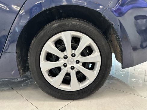 Used 2024 Toyota Corolla LE image 37