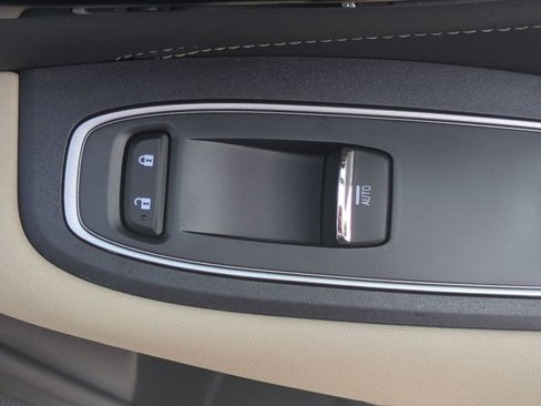New 2025 Subaru Outback Limited image 39