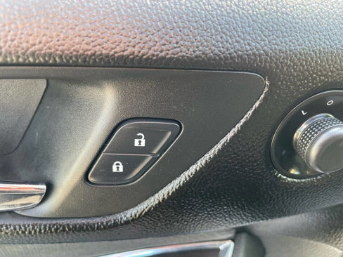 Used 2017 Chevrolet Cruze LS image 28