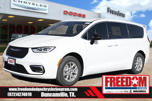 New 2025 Chrysler Pacifica Select image 1