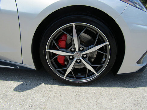 Used 2023 Chevrolet Corvette Stingray Premium Cpe w/ Z51 Performance Package image 23