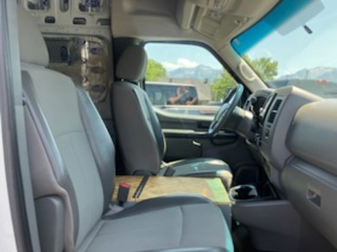 Used 2019 Nissan NV 2500 SV image 12