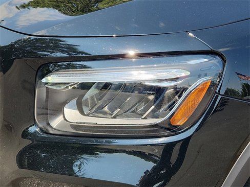 Used 2024 Mercedes-Benz GLB 250 image 9