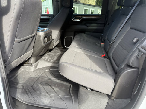 Used 2024 Chevrolet Silverado 2500 LT w/ Z71 Sport Edition image 13
