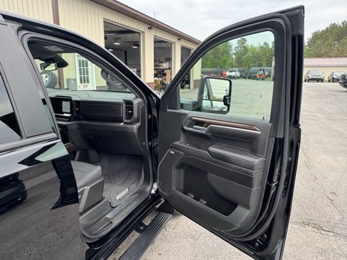 Used 2023 Chevrolet Silverado 1500 RST w/ Convenience Package II image 37
