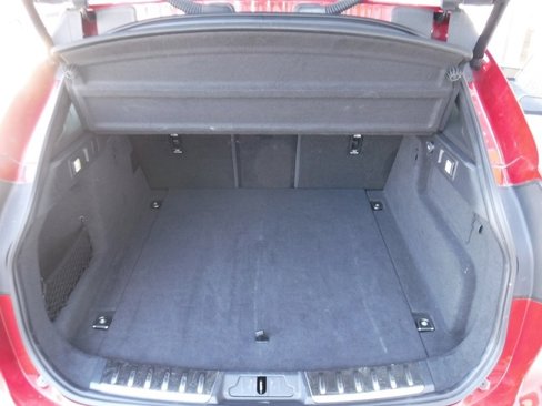 Used 2025 Jaguar F-PACE R-Dynamic S image 41