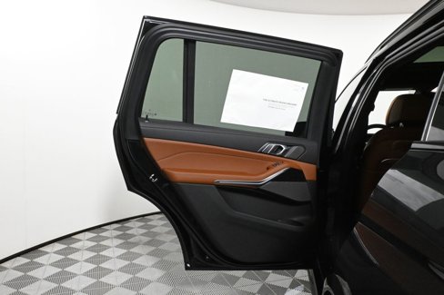 New 2026 BMW X7 M60i image 32